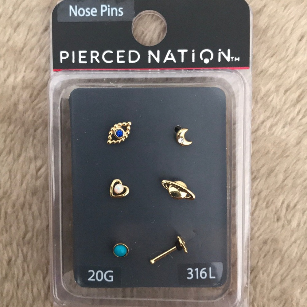 SOLD Nose Piercings